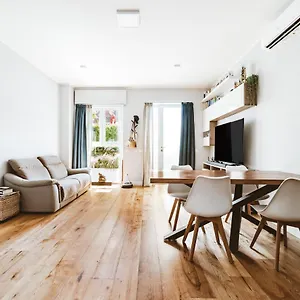 https://citylife-luxuryflat100m-metro.it-lombardy.com